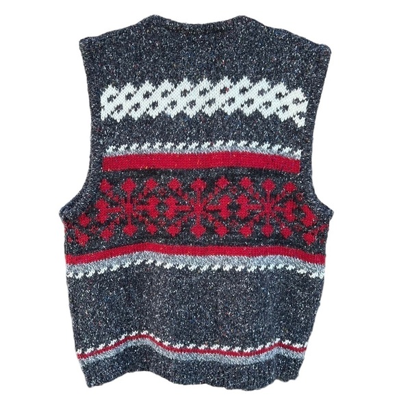 VTG St John’s Bay Fair Isle Snowflake Sweater Vest Red Gray Wool Blend XL Taiwan - Picture 2 of 12